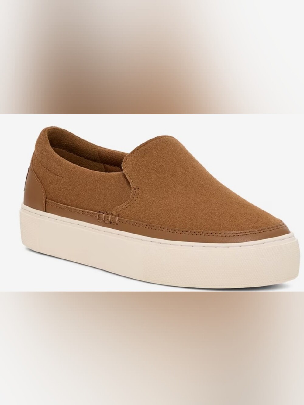 UGG Zilo Slip-On Chestnut Sneakers Size 9 Used Excellent